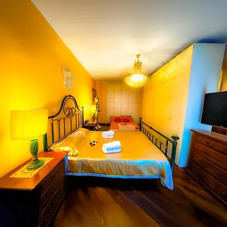Bed & Breakfast Laura Luxury In Central *